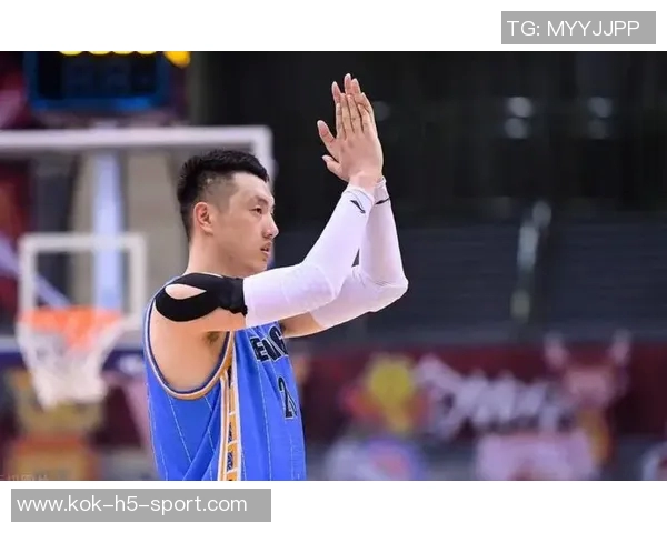 斯佩尔曼半场表现出色三分球命中率高达50助球队争取胜利