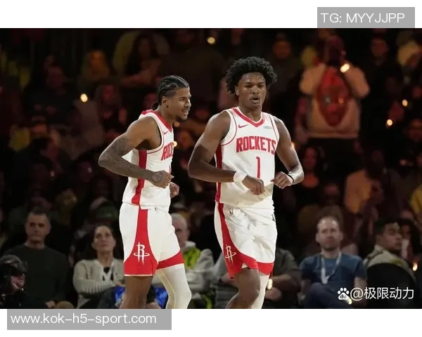 双塔组合强势出击火箭对决鹈鹕先发阵容解析