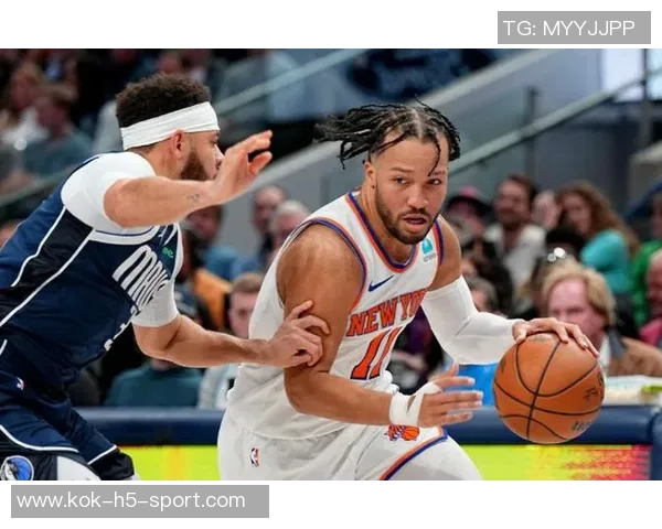 克尼佩尔上半场表现惊艳四号秀10中6三分5中3轻松砍下17分4板2助 克尼佩尔上半场表现惊艳四号秀10中6三分5中3轻松砍下17分4板2助